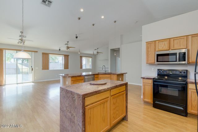 155 E LIBERTY Lane, Gilbert, AZ 85296