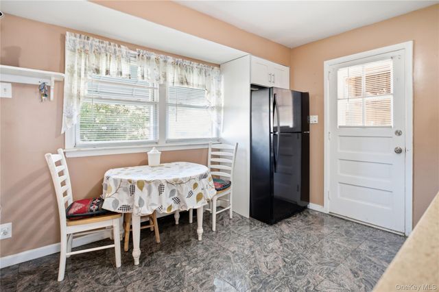 790 Woodside Drive, Wantagh, NY 11793