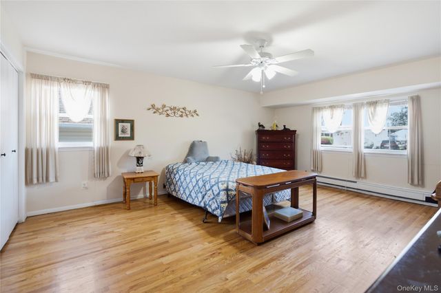 790 Woodside Drive, Wantagh, NY 11793