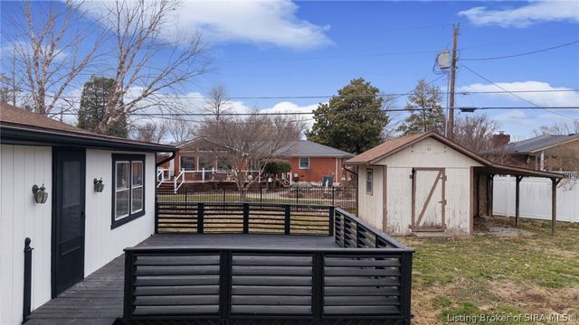 638 Georgian Avenue, Sellersburg, IN 47172