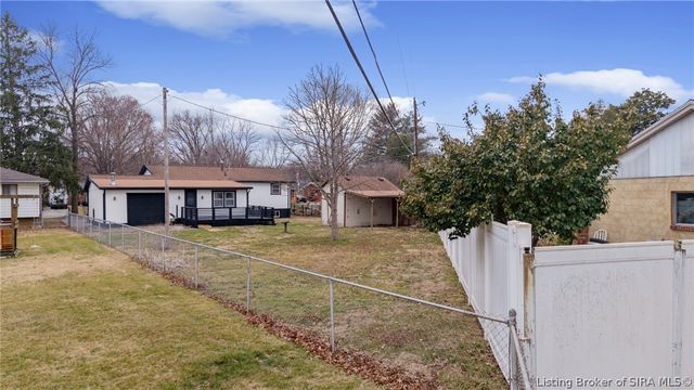 638 Georgian Avenue, Sellersburg, IN 47172