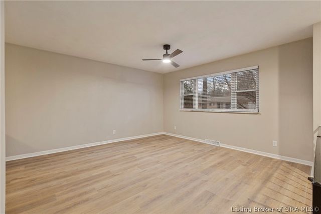 638 Georgian Avenue, Sellersburg, IN 47172