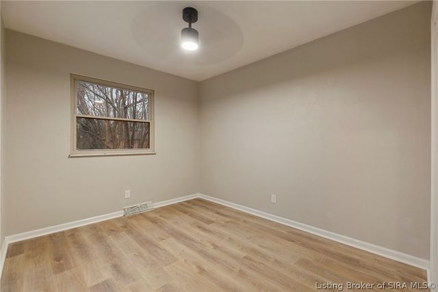 638 Georgian Avenue, Sellersburg, IN 47172