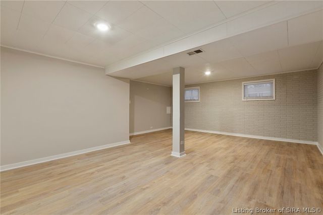 638 Georgian Avenue, Sellersburg, IN 47172