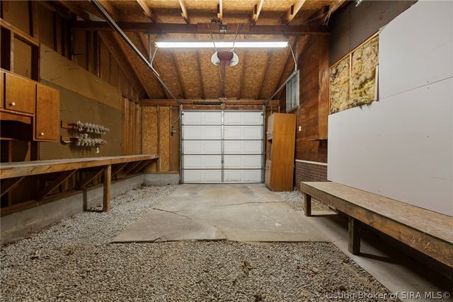 638 Georgian Avenue, Sellersburg, IN 47172