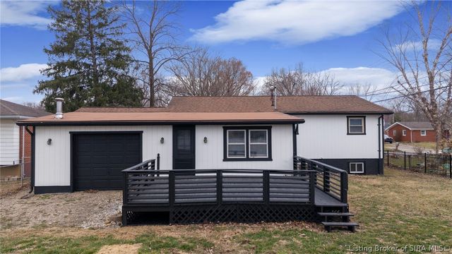 638 Georgian Avenue, Sellersburg, IN 47172