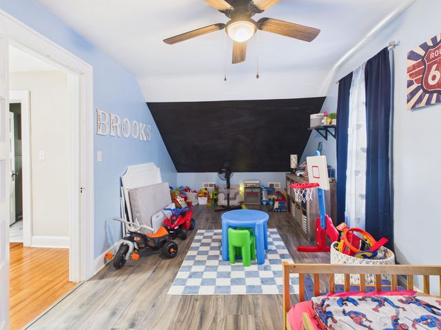 1414 W Main St, Milton, WV 25541