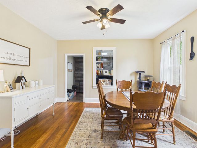 1414 W Main St, Milton, WV 25541
