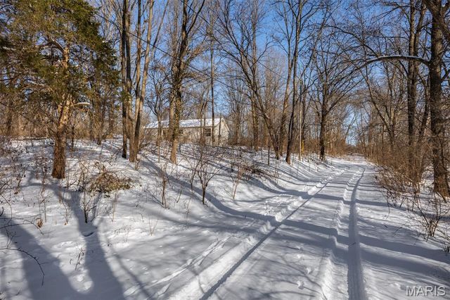 104 Mine Road, Sawyerville, IL 62085