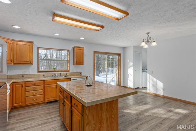 104 Mine Road, Sawyerville, IL 62085