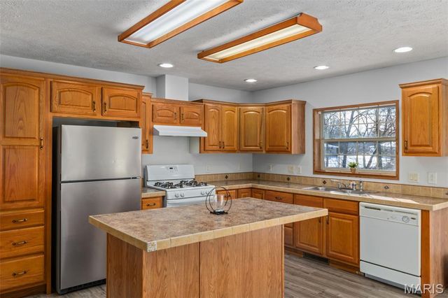 104 Mine Road, Sawyerville, IL 62085