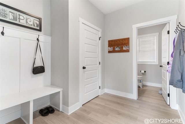 6728 Arlene Drive, Hudsonville, MI 49426