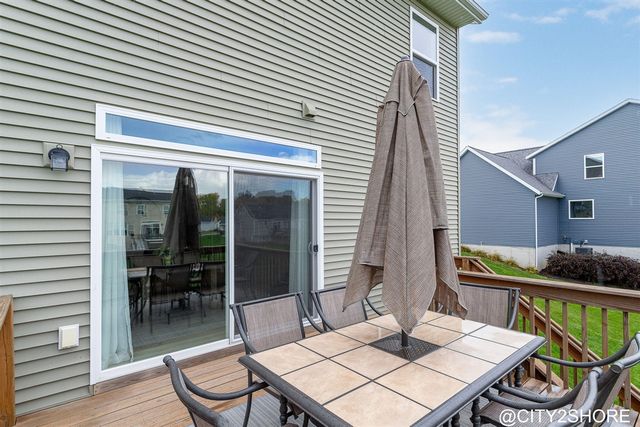 6728 Arlene Drive, Hudsonville, MI 49426