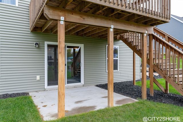 6728 Arlene Drive, Hudsonville, MI 49426