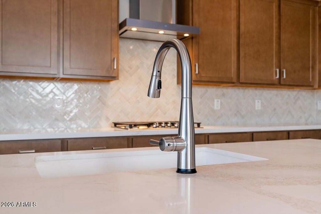 Image 3 of property listing at 5879 S RED ROCK Street, Gilbert, AZ 85298