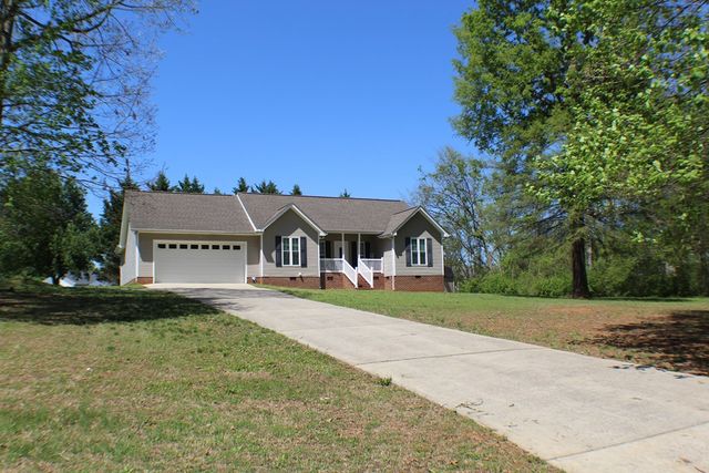 33 Brook Hollow, Chatsworth, GA 30705