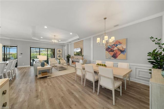 9345 Terresina DR, Naples, FL 34119