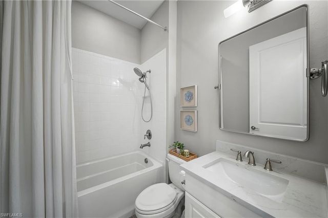 9345 Terresina DR, Naples, FL 34119