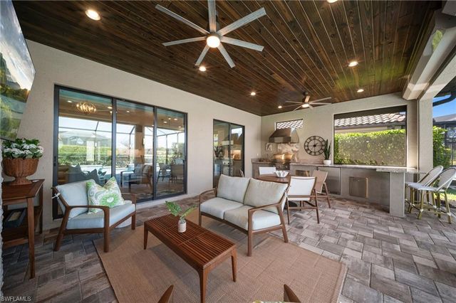 9345 Terresina DR, Naples, FL 34119