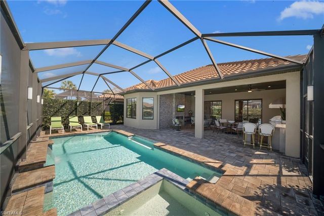 9345 Terresina DR, Naples, FL 34119