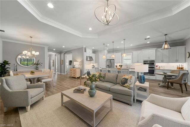 9345 Terresina DR, Naples, FL 34119