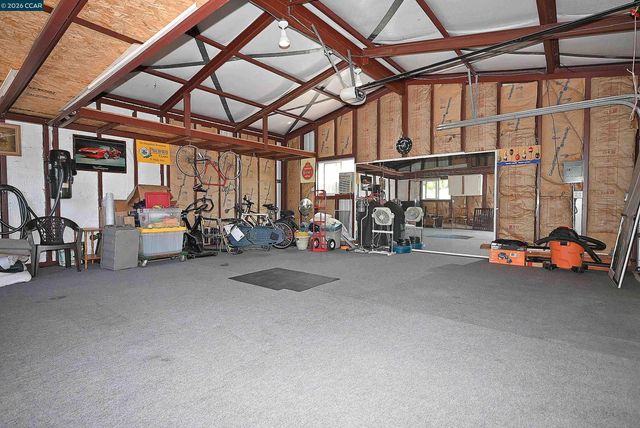 1013 Pleasant Valley Dr, Pleasant Hill, CA 94523