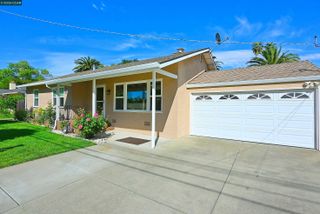 1013 Pleasant Valley Dr, Pleasant Hill, CA 94523