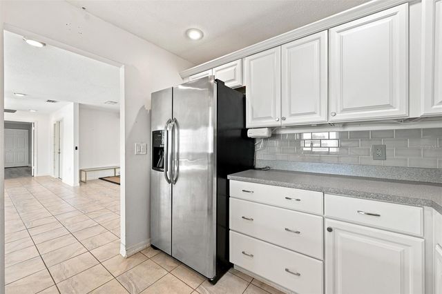 1811 MILFORD CIRCLE, Sun City Center, FL 33573