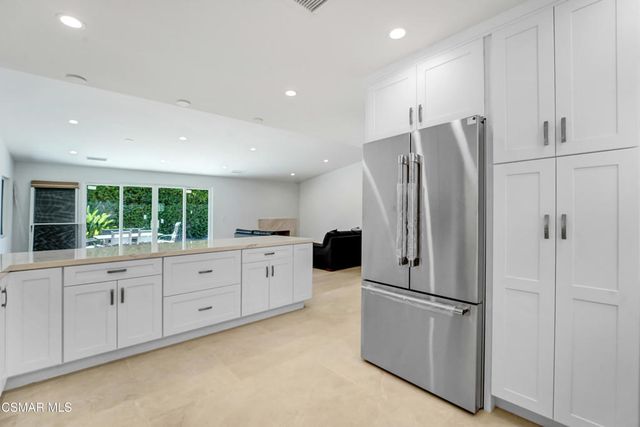 2718 Licia Place, Simi Valley, CA 93065