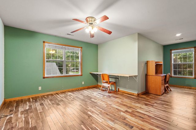 1704 Eisenhower Avenue, Valparaiso, IN 46383