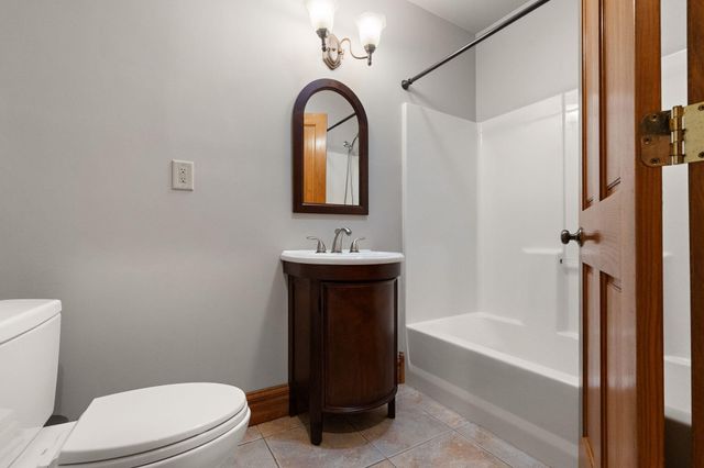 1704 Eisenhower Avenue, Valparaiso, IN 46383
