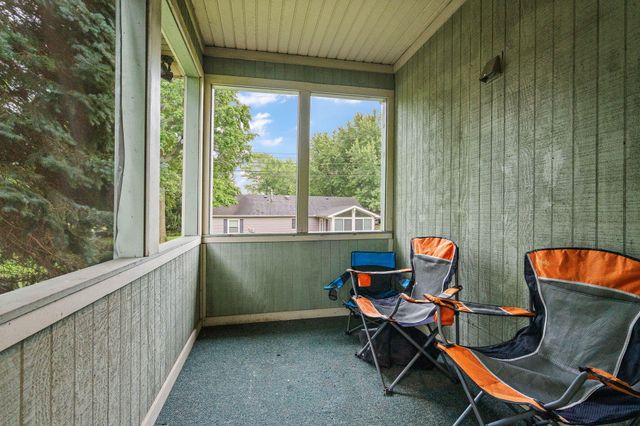 1704 Eisenhower Avenue, Valparaiso, IN 46383