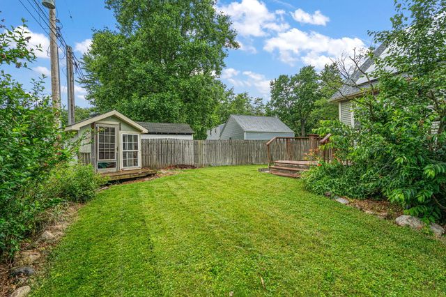 1704 Eisenhower Avenue, Valparaiso, IN 46383