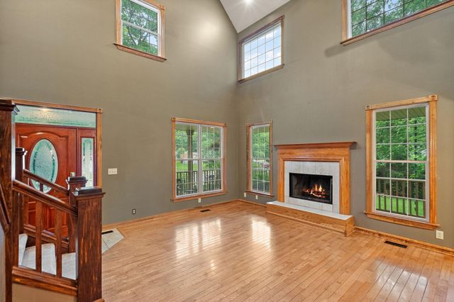 1704 Eisenhower Avenue, Valparaiso, IN 46383