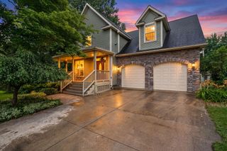 1704 Eisenhower Avenue, Valparaiso, IN 46383