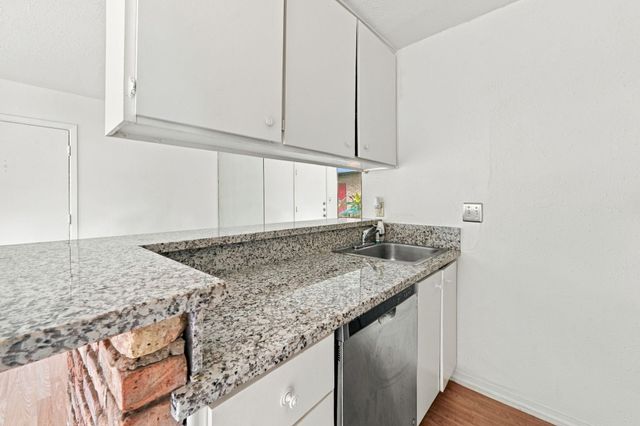 1849 Marshall Street 9, Houston, TX 77098