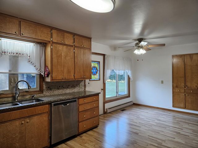 4872 Lester Avenue, Fremont, MI 49412