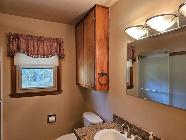 4872 Lester Avenue, Fremont, MI 49412