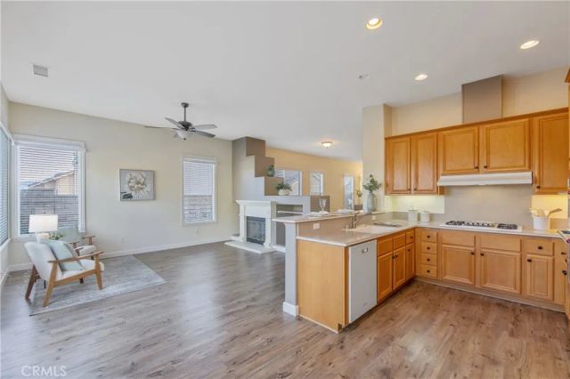 21665 Canyon Heights Circle, Saugus, CA 91390