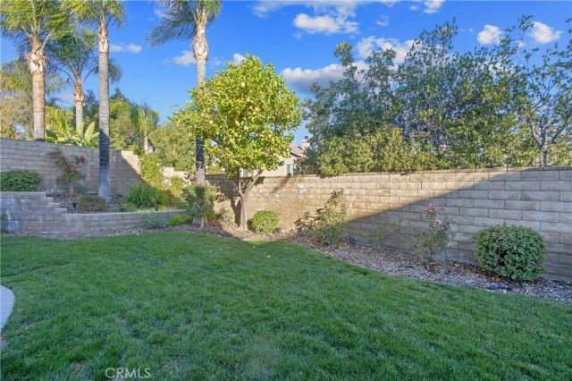 21665 Canyon Heights Circle, Saugus, CA 91390