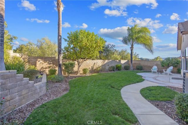 21665 Canyon Heights Circle, Saugus, CA 91390