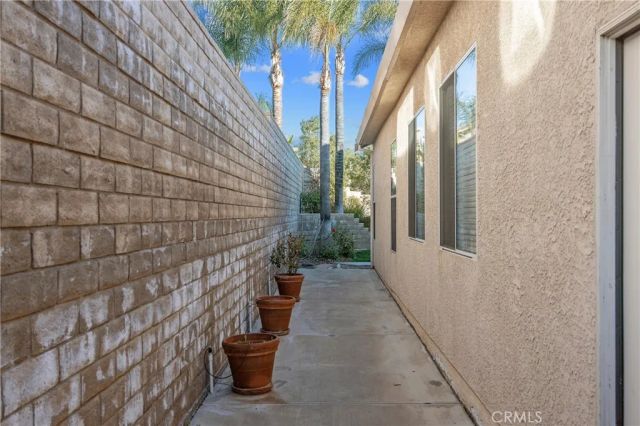 21665 Canyon Heights Circle, Saugus, CA 91390