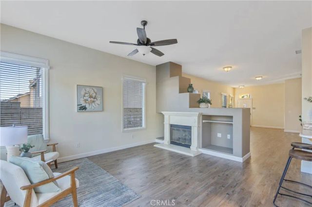 21665 Canyon Heights Circle, Saugus, CA 91390