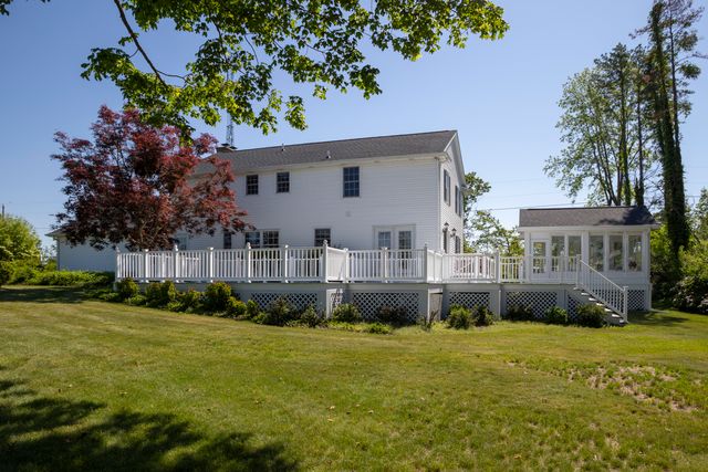 8600 S 12th Street, Portage, MI 49024