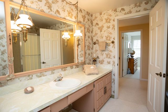 8600 S 12th Street, Portage, MI 49024