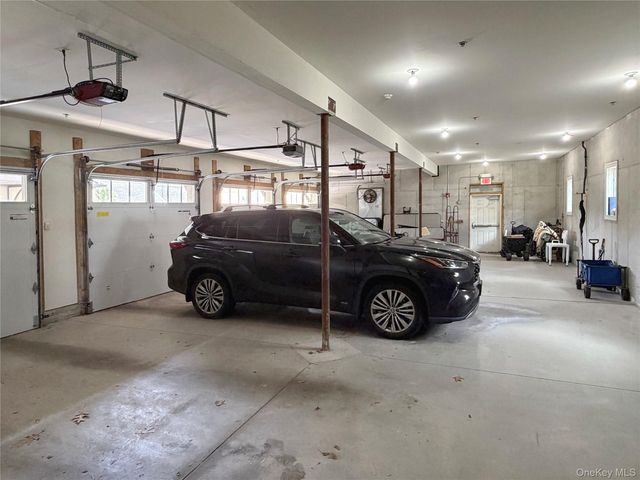 19 Cropsey Street 1 D, Warwick, NY 10990