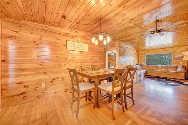 8013 Springwood RD, Buchanan, VA 24066