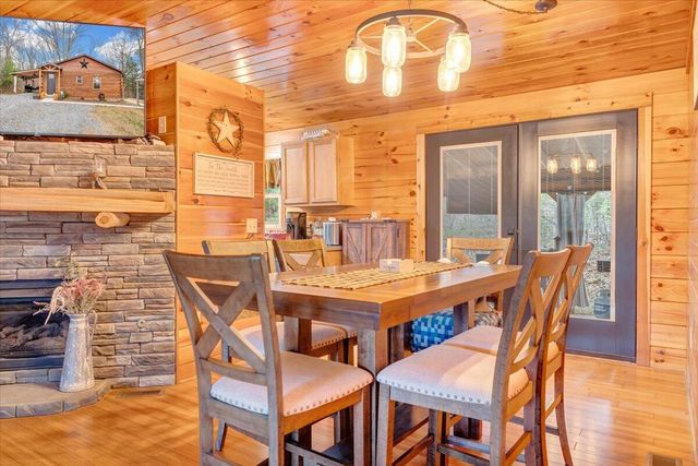 8013 Springwood RD, Buchanan, VA 24066