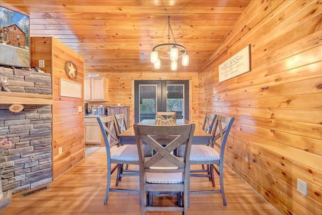 8013 Springwood RD, Buchanan, VA 24066