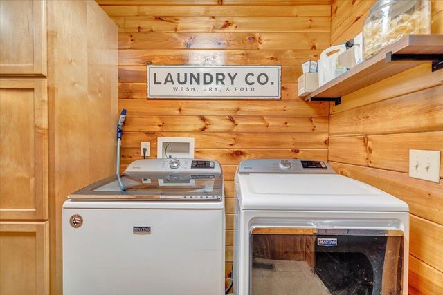 8013 Springwood RD, Buchanan, VA 24066